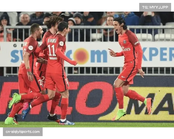 欧冠半决赛前瞻：巴黎圣日耳曼对阵曼城，恩里克与瓜迪奥拉再斗法